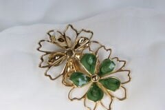 Emerald Bloom – Zümrüt Işıltısı Çiçek Küpe
