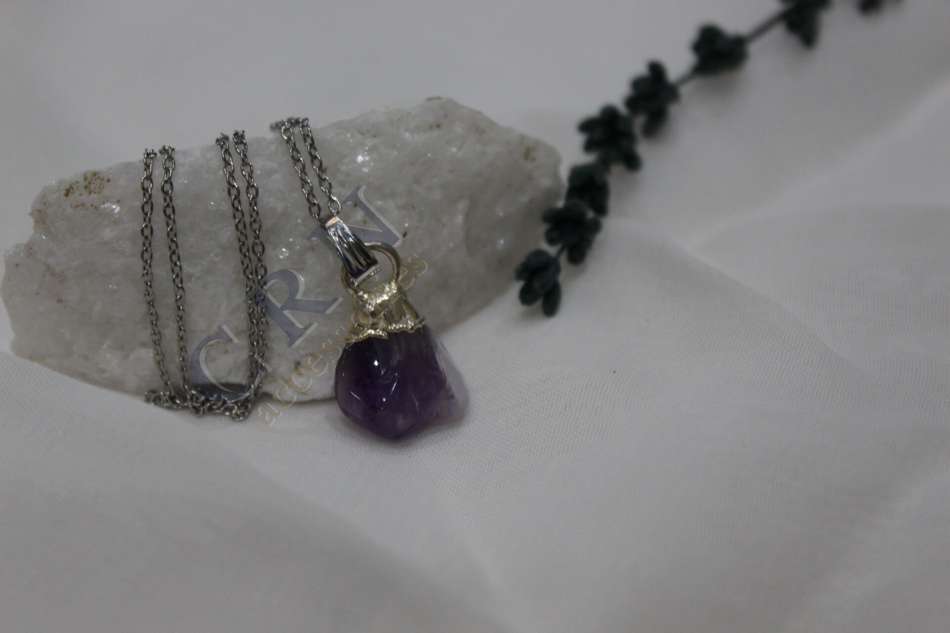 Calm Touch - Naturel Ametist Kolye