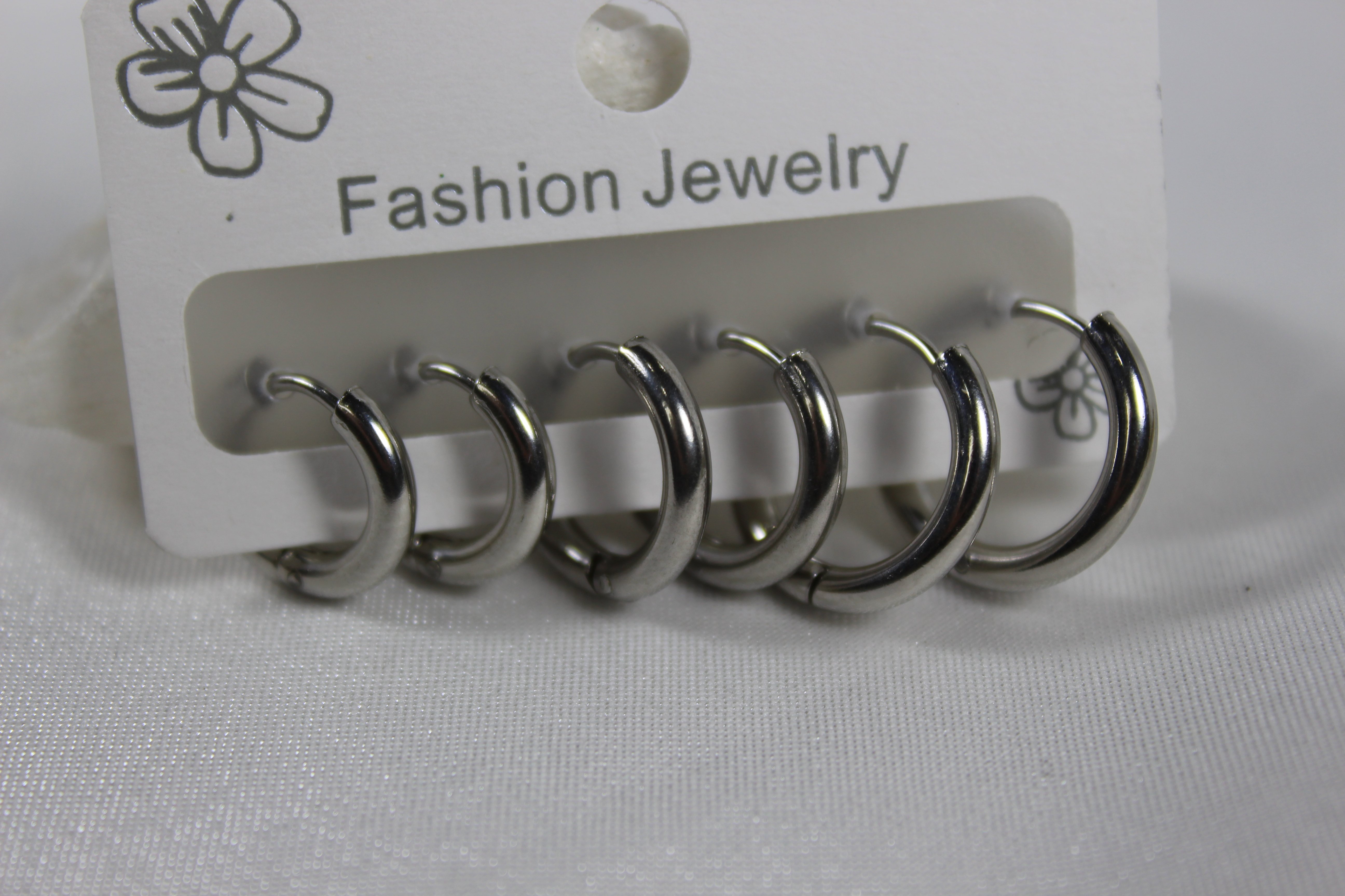 6'lı Çelik Halka Küpe