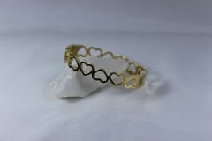 Heartline Gold – Altın Kaplama Kalpli Bileklik