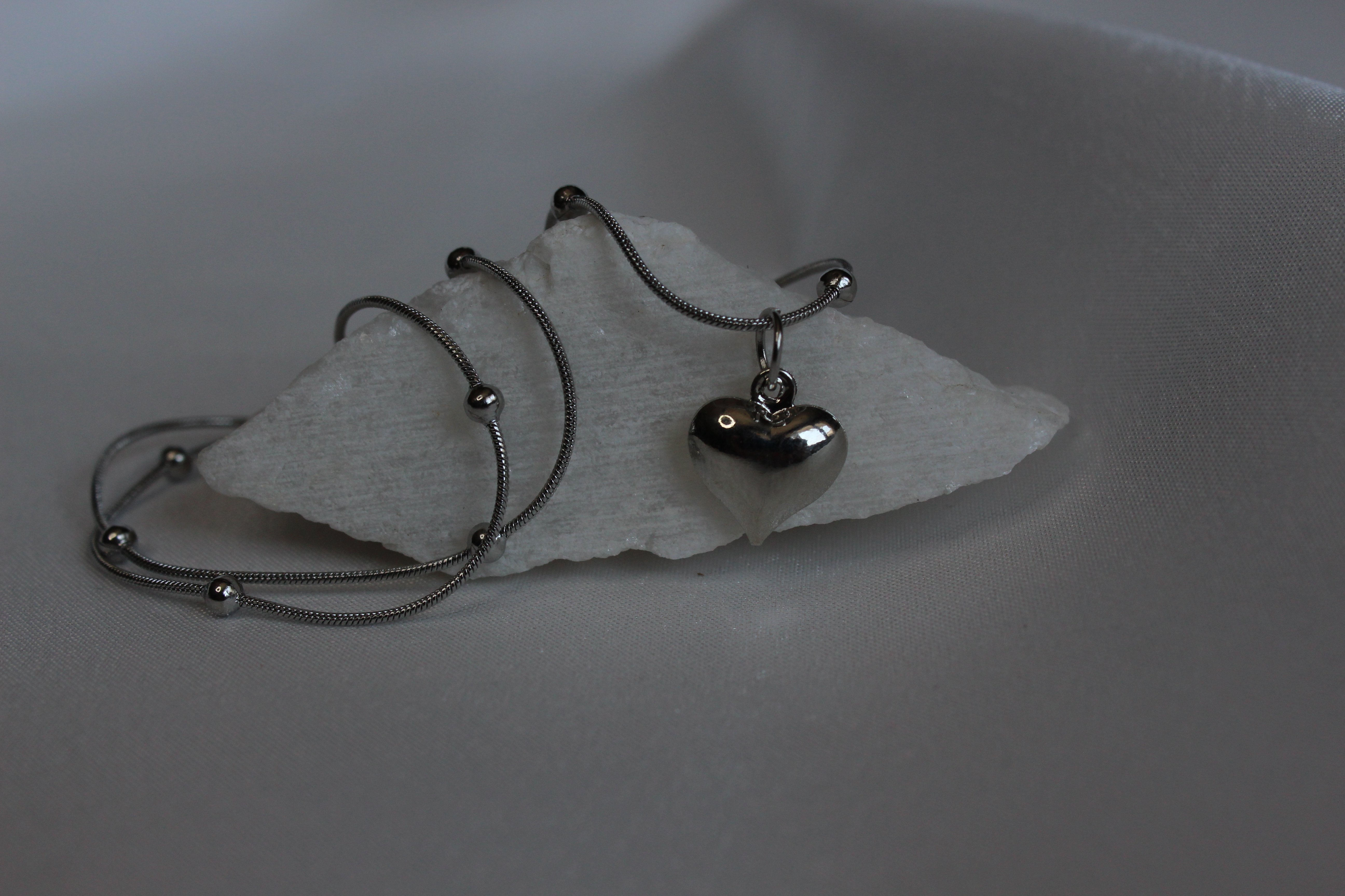 Minimal Silver Kalp Kolye