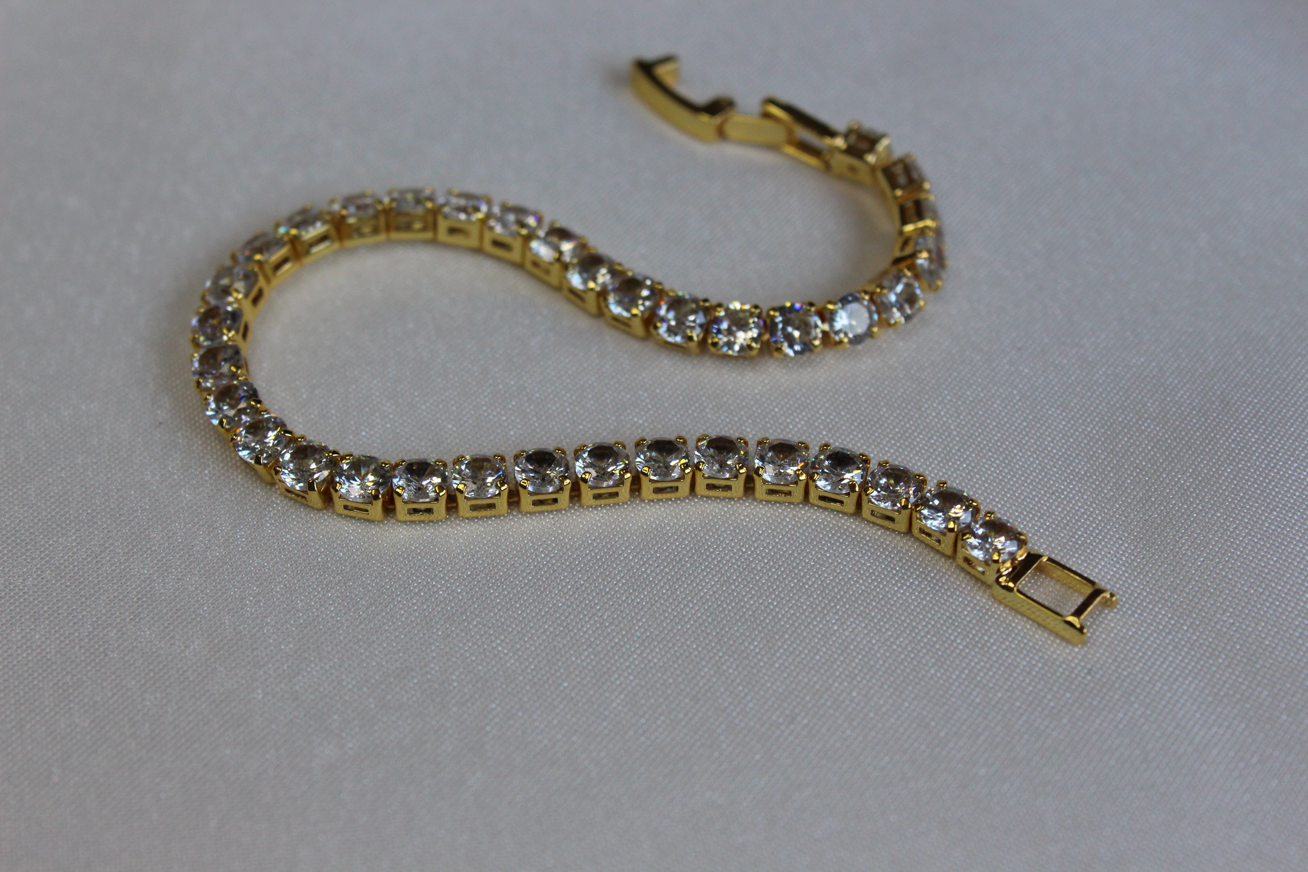 Golden Shine – Gold Su Yolu Bileklik